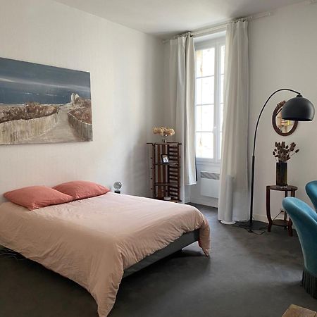 Studio De 30 M2 Dans Le Triangle D'Or De Bordeaux Kültér fotó